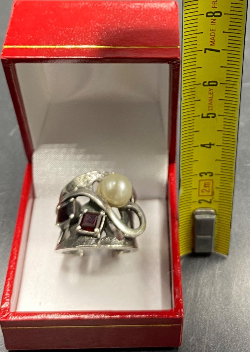 Ring In Sterling Silver Garnets And Half European Cultured Pearl -photo-3