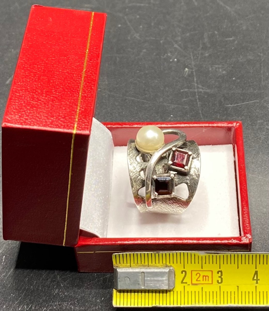 Ring In Sterling Silver Garnets And Half European Cultured Pearl -photo-4
