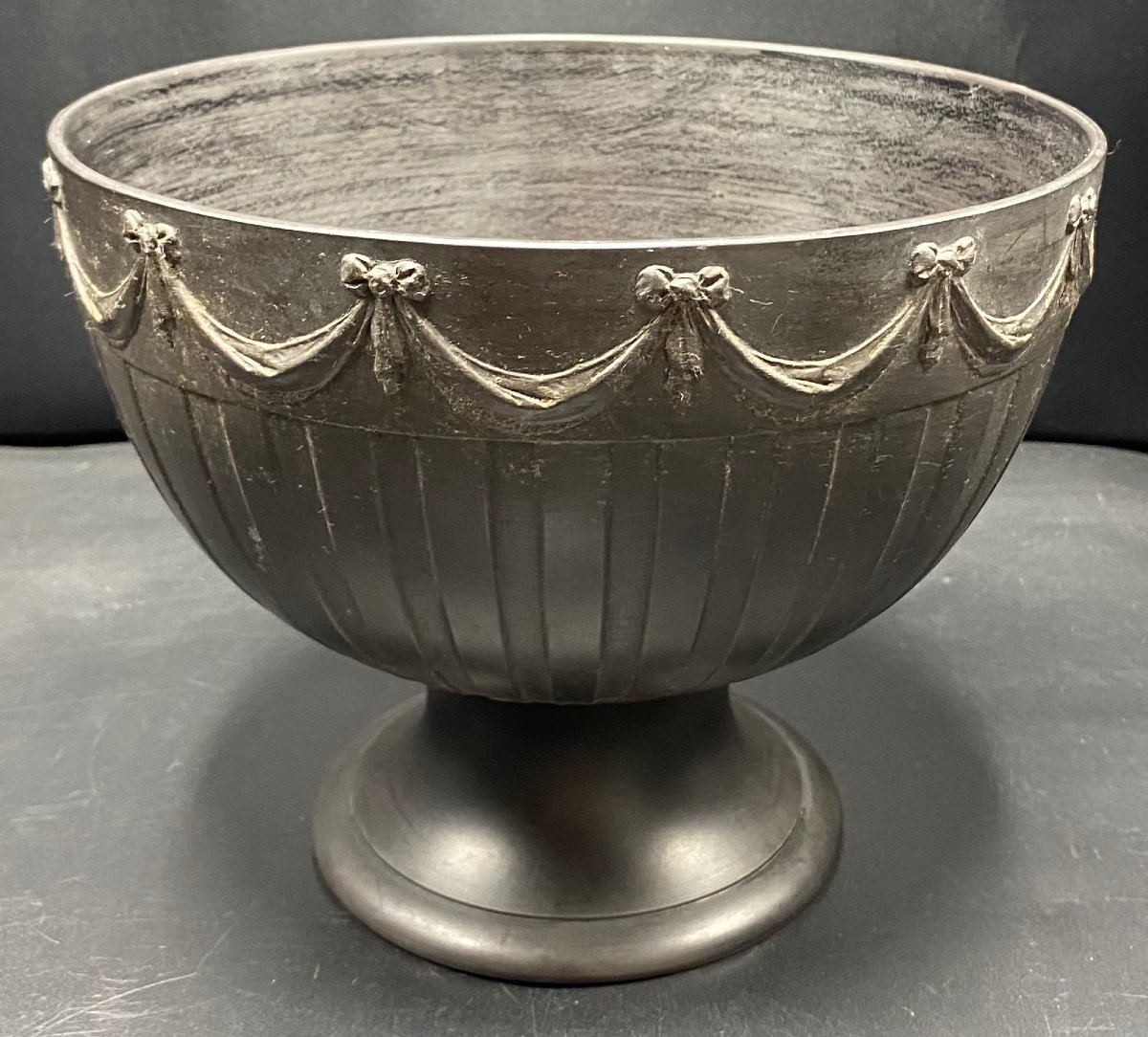 Cup On Shower Pedestal Circa 1839/40 Wedgwood Black