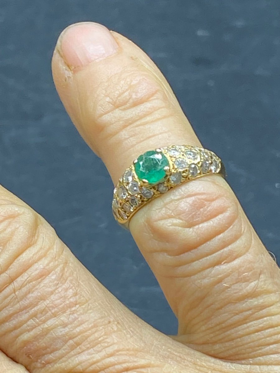18k Gold French Emerald Ring With 28 Diamond Pave From The 1930s-photo-3