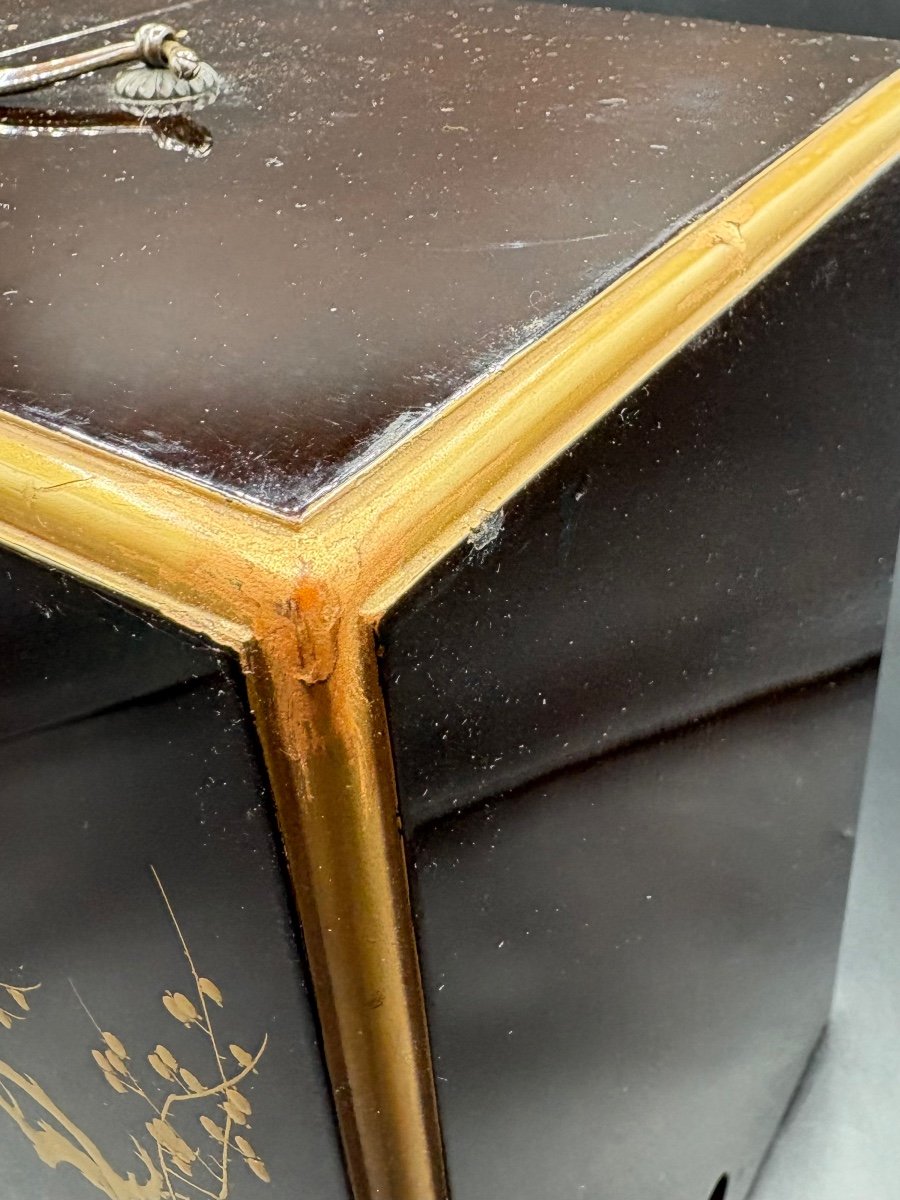 Japanese Lacquered Wood Picnic Box "beko" From The 1900s-photo-3