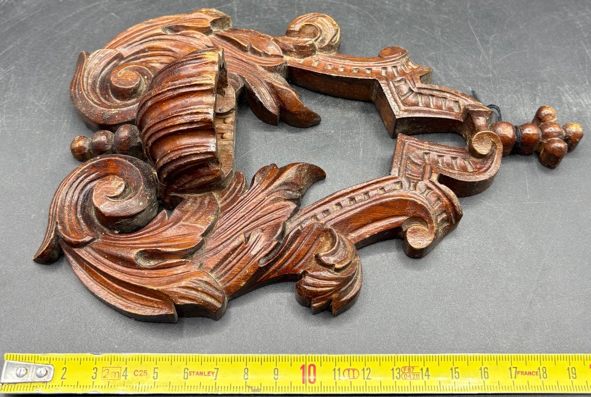 French Patinated Carved Wooden Holy Water Font, Late 19th Century-photo-4