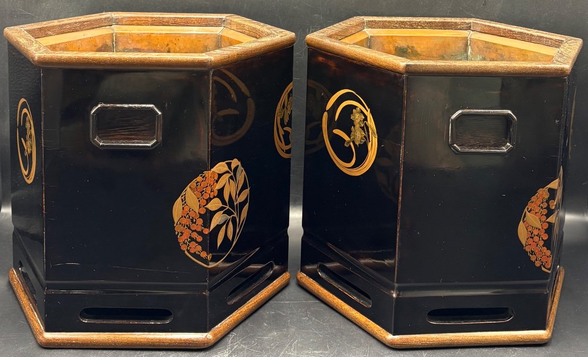 A Pair Of Japanese Rosewood And Copper Lacquered Hibachi From The 1930s-photo-4