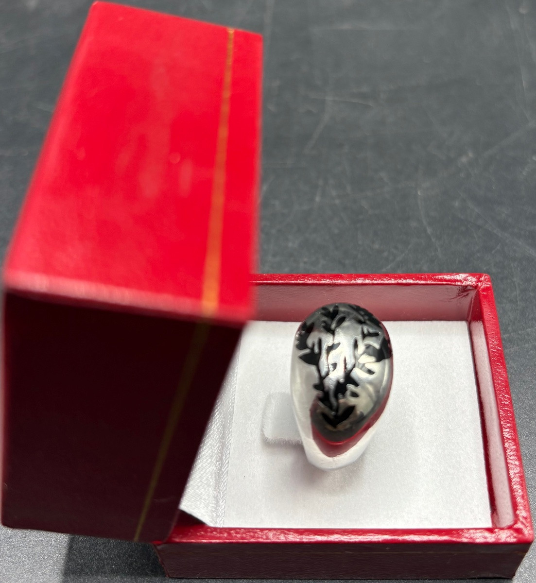 1980s French Solid Silver And Resin Ring -photo-3