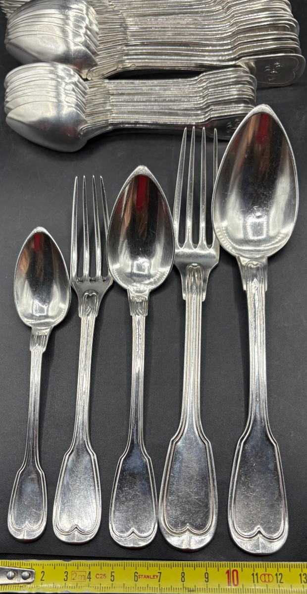 A Series Of 60 Pieces In The 19th Century Solid Silver Net Pattern By Mainteau-photo-5