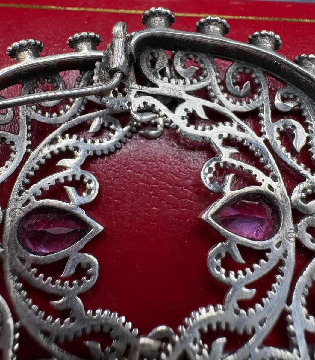 UNE PAIRE DE BOUCLES D’OREILLE EN ARGENT MASSIF ET AMÉTHYSTE DES ANNÉES 1960/70 EUROPÉENNE -photo-1