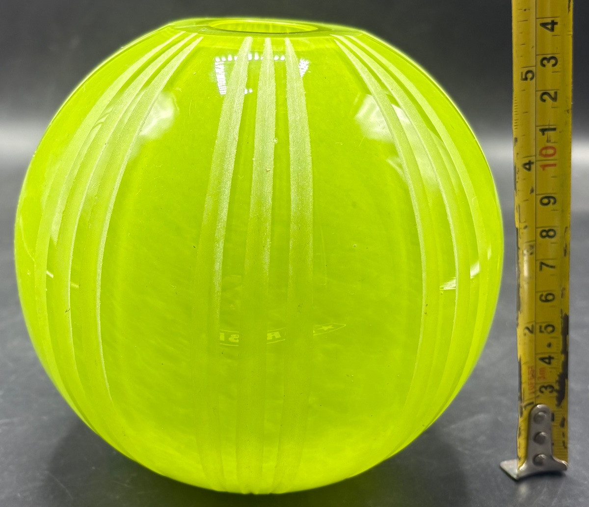 1930s French Multi-layered Glass Ball Vase-photo-7