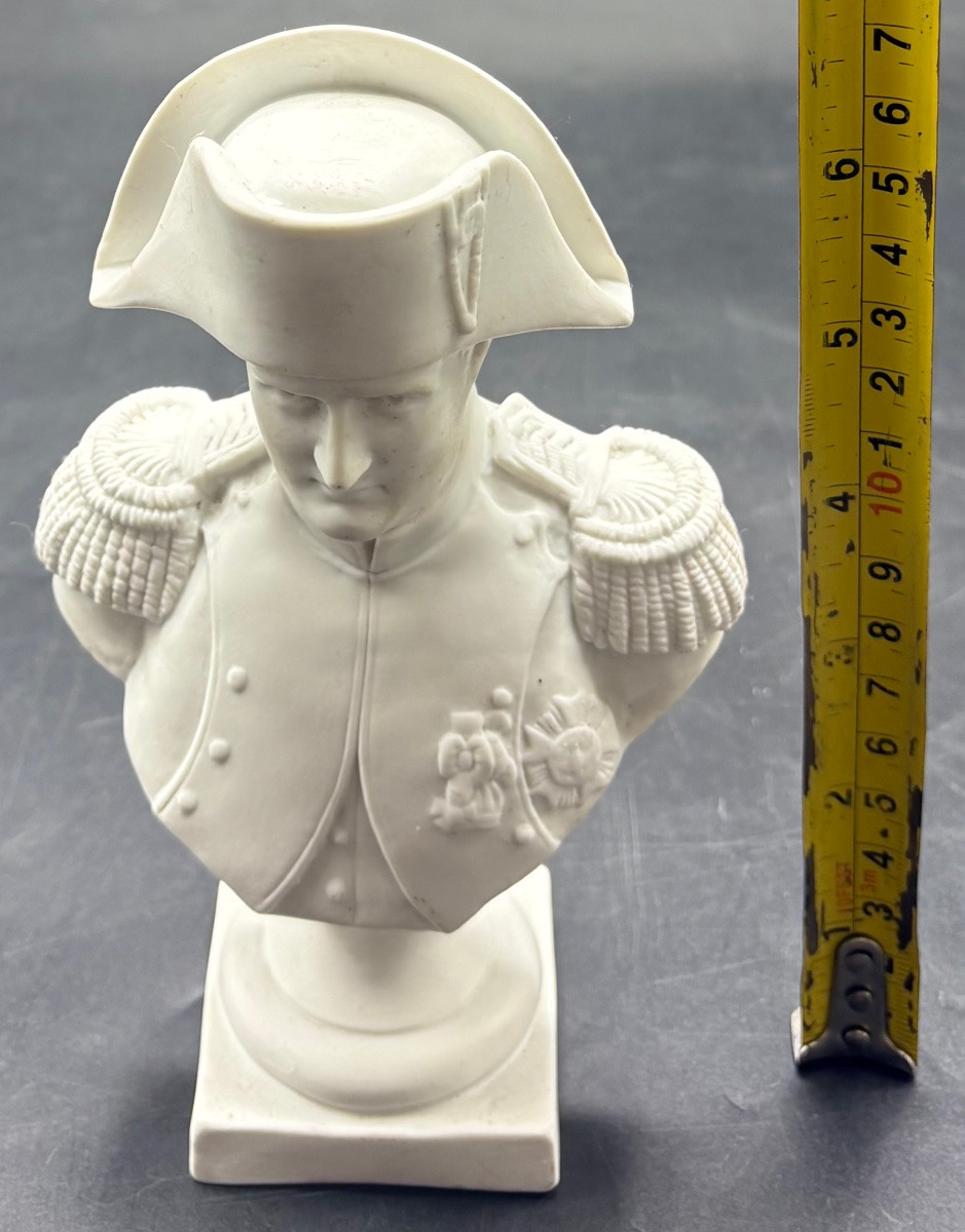 Small Biscuit Bust Of Napoleon From The 1900s French -photo-6
