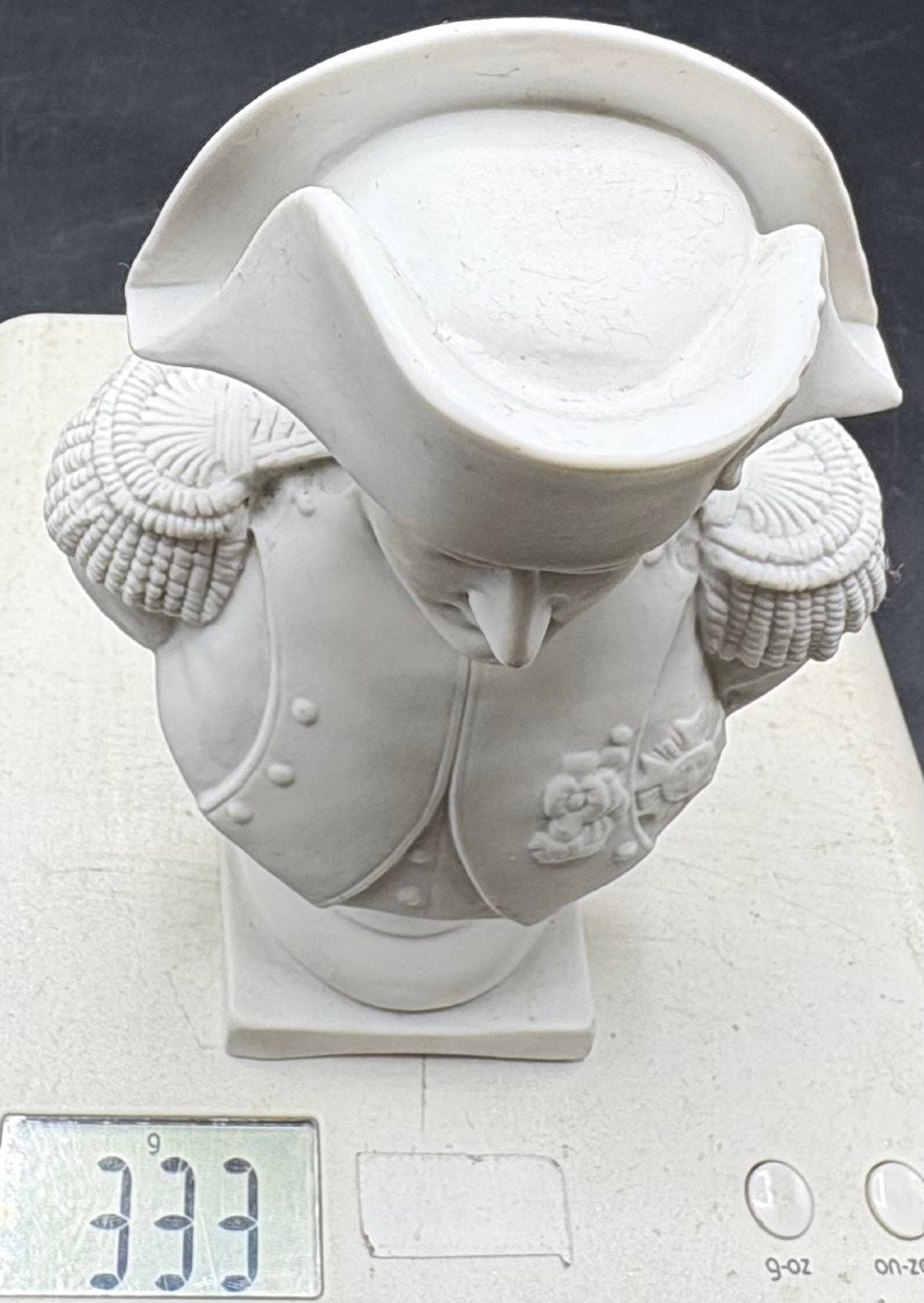 Small Biscuit Bust Of Napoleon From The 1900s French -photo-7
