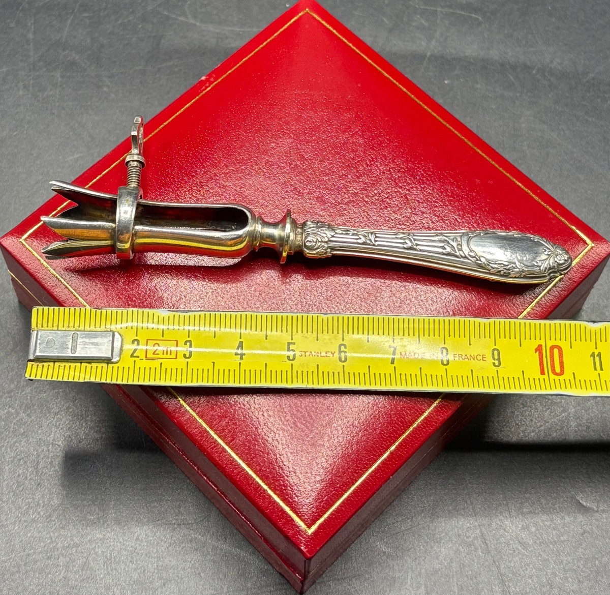 A Late 19th Century French Silver And Metal Chopped Handle-photo-4