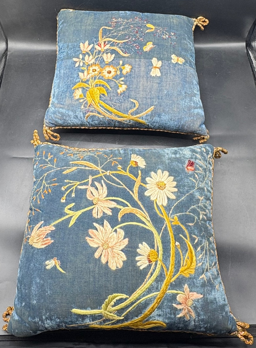 A Pair Of 1900s French Embroidered Cushions 