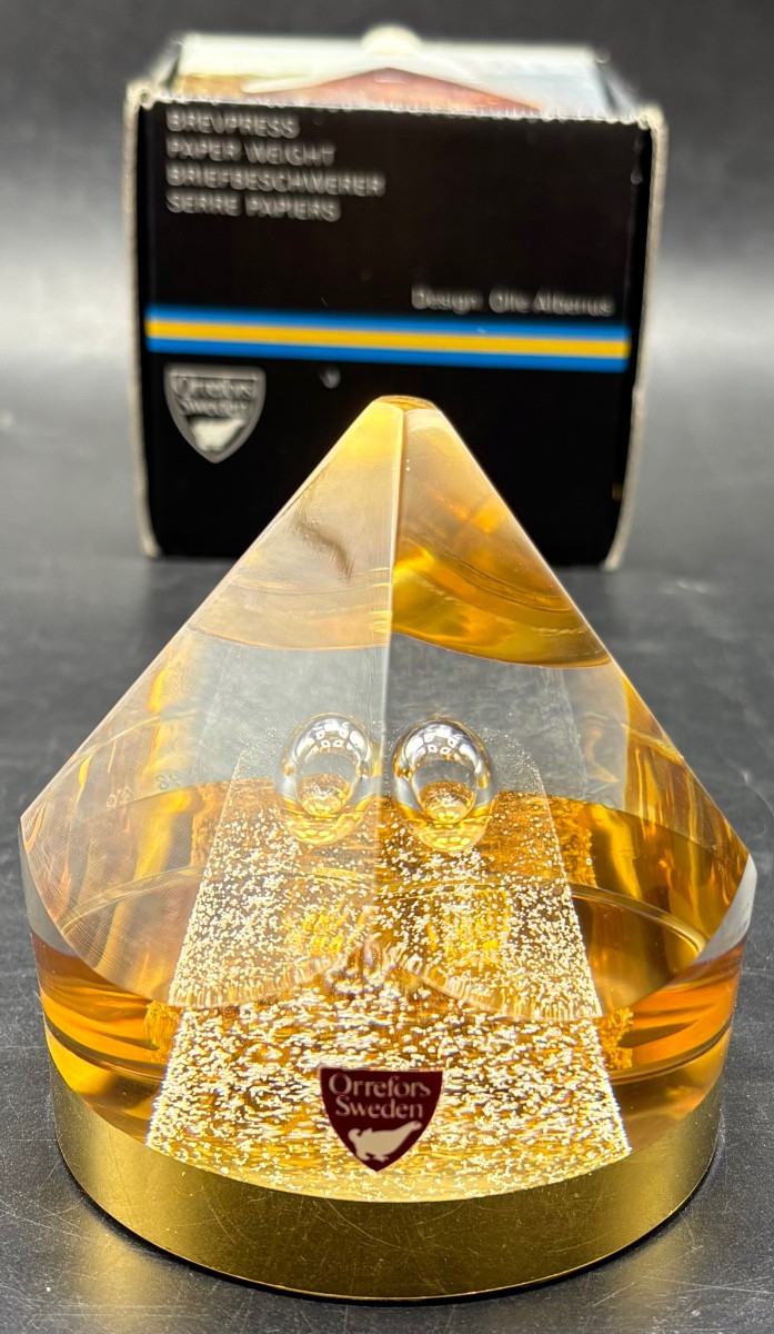 Late 1970s Paperweight Ball By Olle Alberius - Orrefors - Sweden 