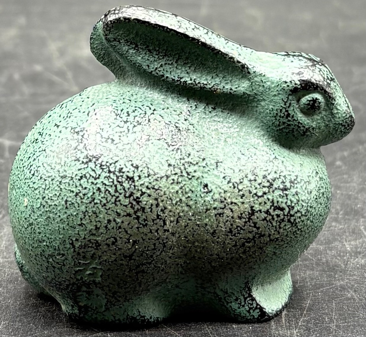 Small Hare In Cast Iron With A Patina From Japan Circa 1950/60-photo-3