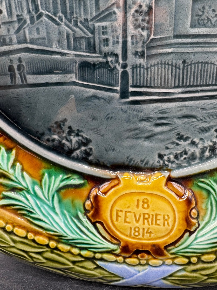 Large Decorative Slice Dish For The Town Of Montereau Fault Yonne From The 1870s/80s-photo-2