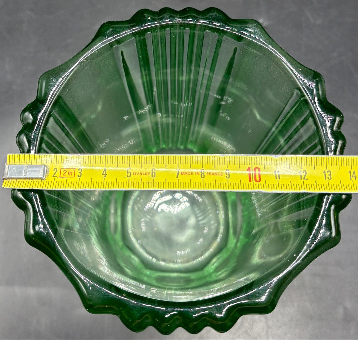 1940s Avesn Molded Pressed Glass Vase With Sandblasted Portions-photo-5