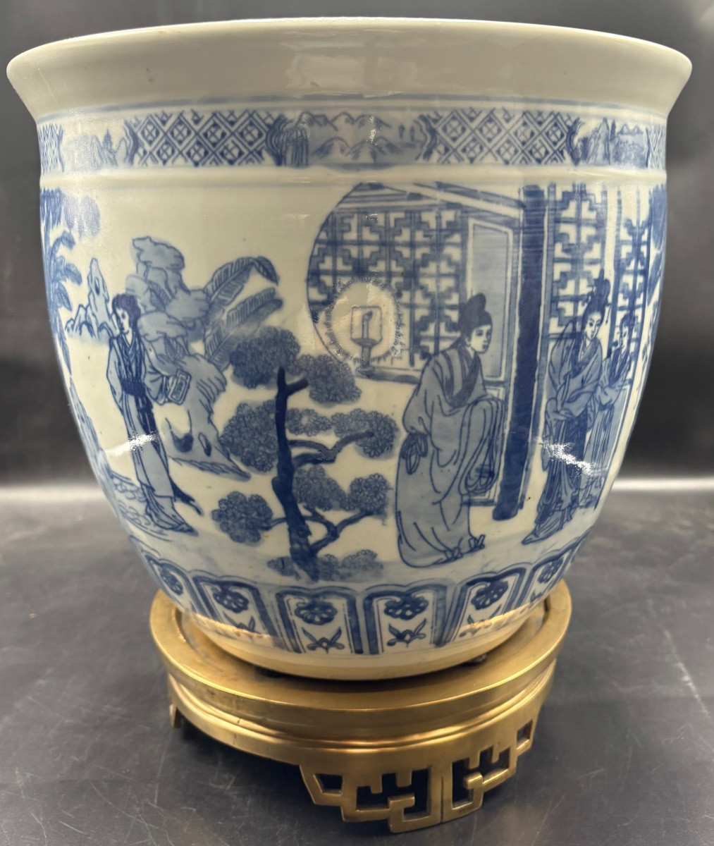 1900s Chinese Painted Enamel Porcelain Planter Or Basin With Bronze Base-photo-3