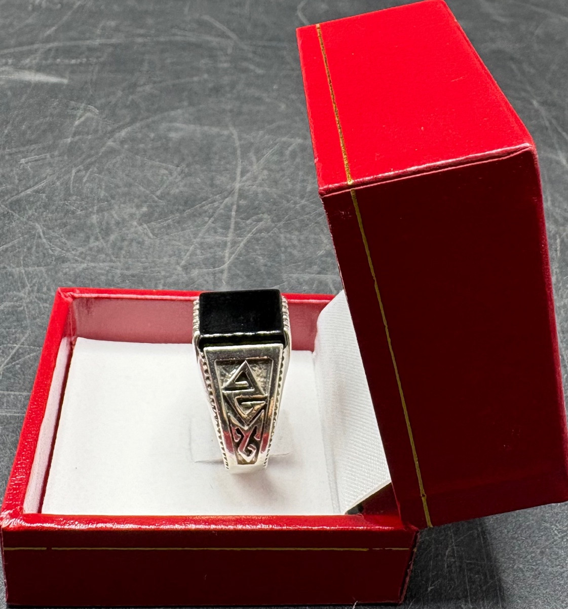 Men's Ring In Solid Silver And European-cut Onyx Plate From The 1930s/40si’m -photo-3