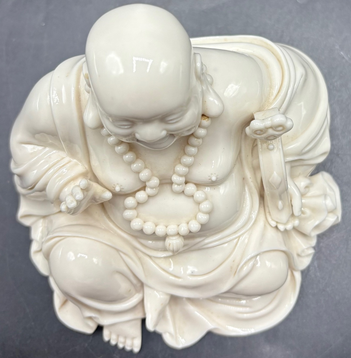 BOUDDHA EN PORCELAINE BLANCHE DE CHINE SIGNÉ DES ANNÉES 1930/40-photo-4