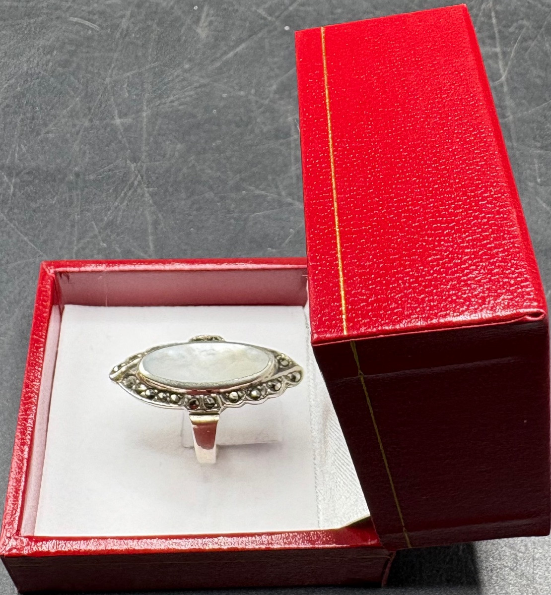 1940s French Sterling Silver Ring With Mother Of Pearl And Marcasite-photo-4