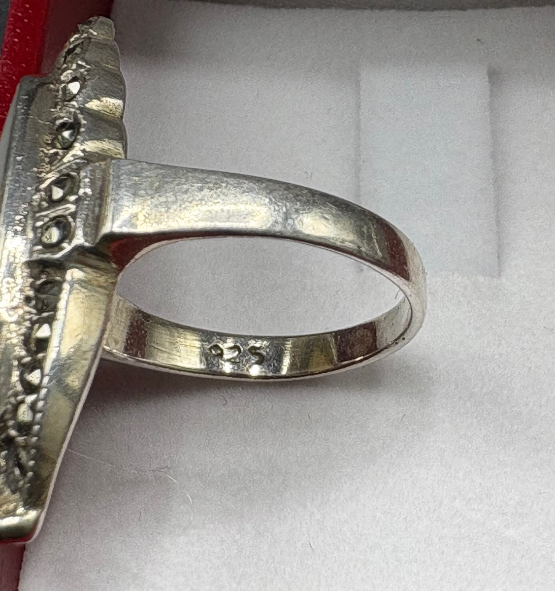 1940s French Sterling Silver Ring With Mother Of Pearl And Marcasite-photo-2