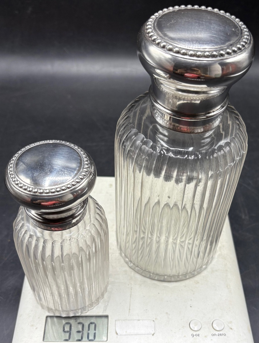 DEUX FLACONS EN CRISTAL SOUFFLÉ TAILLÉ ET MÉTAL ARGENTÉ DES ANNÉES 1930 PAR SAGLIER FRÈRES -photo-8