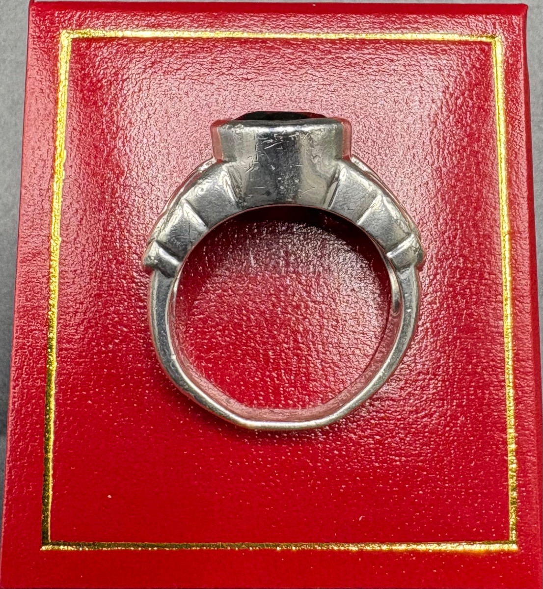 1930s French Sterling Silver And Garnet Men's Ring -photo-3