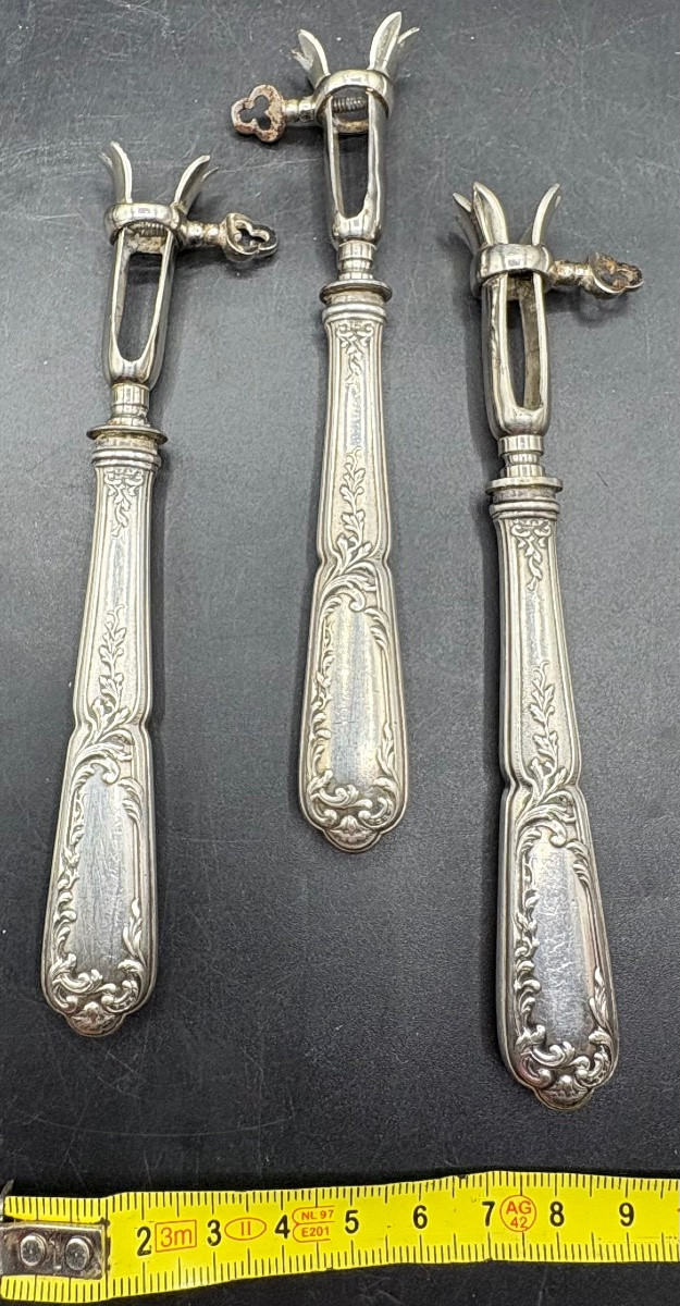 3 MANCHES À CÔTELETTES EN MÉTAL ARGENTÉ DES ANNÉES 1900/20 PAR S.F.A.M.-photo-5
