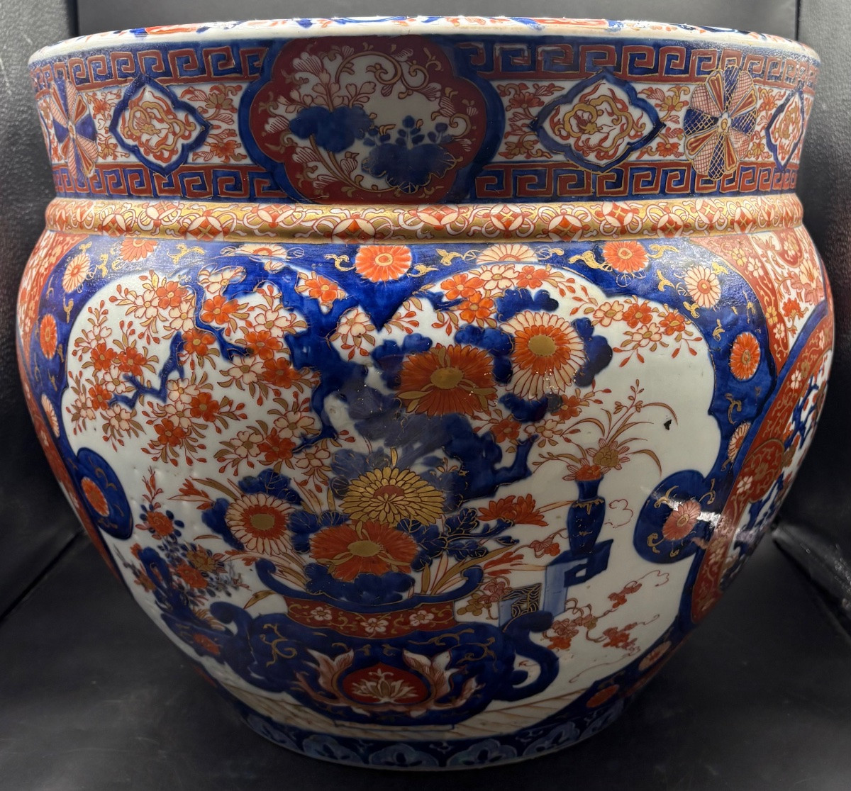 ÉNORME CACHE POT EN PORCELAINE ÉMAILLÉE PEINTE DE SATSUMA DES ANNÉES 1880 JAPONAIS -photo-2