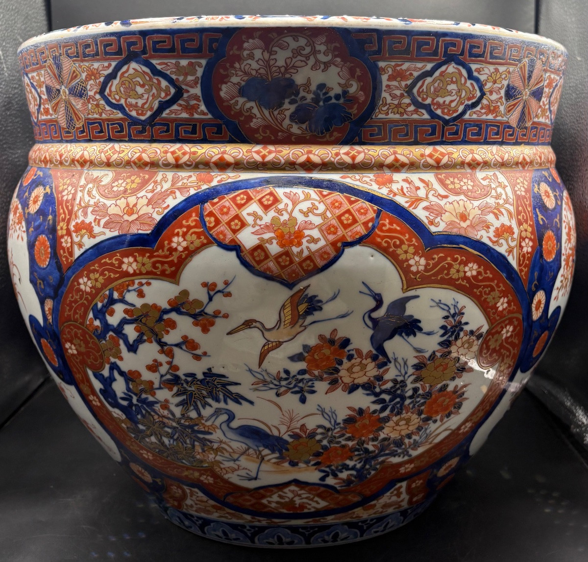 ÉNORME CACHE POT EN PORCELAINE ÉMAILLÉE PEINTE DE SATSUMA DES ANNÉES 1880 JAPONAIS -photo-3