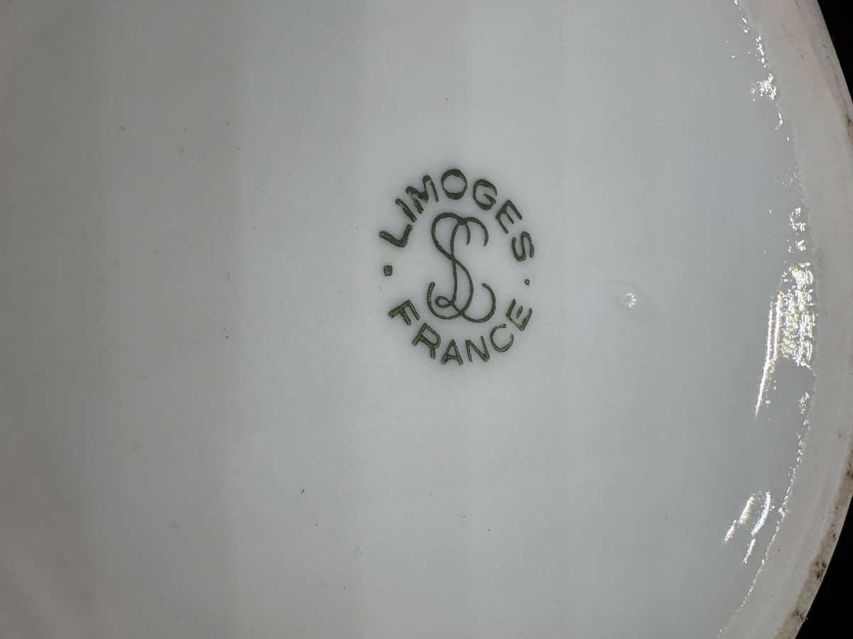 A Pair Of 1930s/40s Limoges White Glazed Porcelain Vases -photo-4