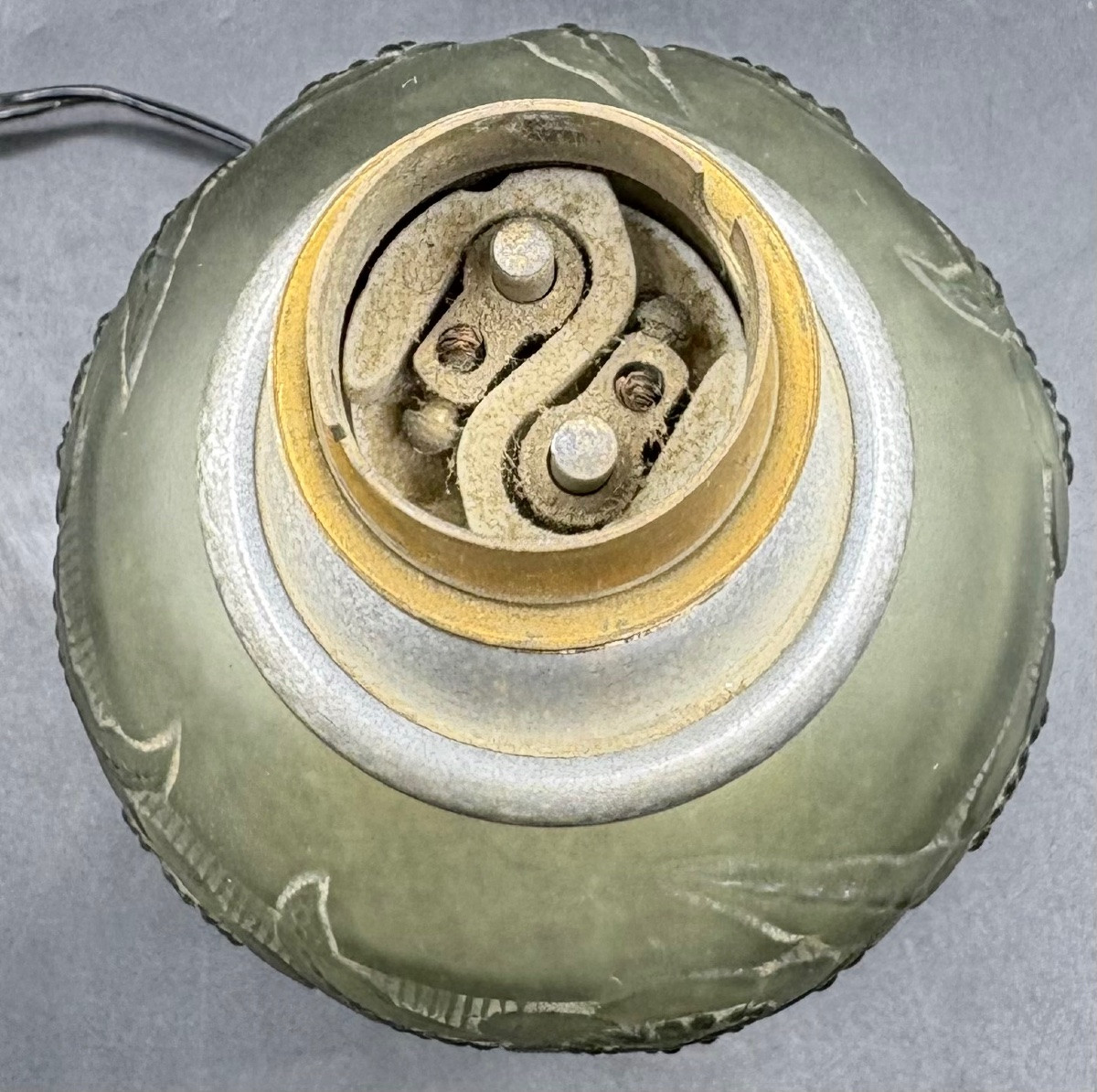 LAMPE EN VERRE SOUFFLÉ PRESSÉ MOULÉ ET DIVERS DES ANNÉES 1900 FRANÇAISE-photo-2