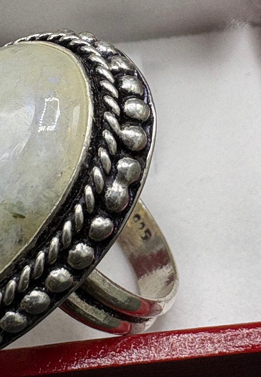 GROSSE BAGUE EN ARGENT MASSIF ET CABOCHON DE LABRADORITE DES ANNÉES 1980 ÉTRANGÈRE-photo-4