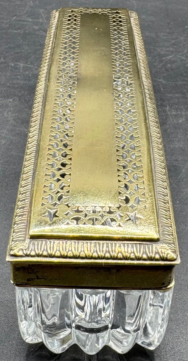 Molded Crystal Box From Le Creusot And French Vermeil Mounts From The Years 1819-1838-photo-4