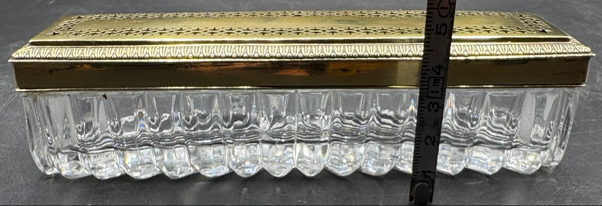 Molded Crystal Box From Le Creusot And French Vermeil Mounts From The Years 1819-1838-photo-5