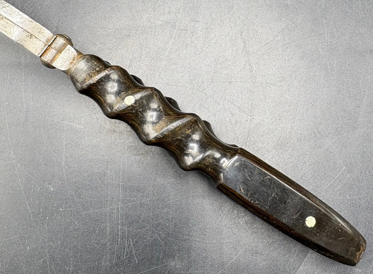 19th-century Steel And Carved Black Horn Knife And Scissors By Picault In Bordeaux -photo-4