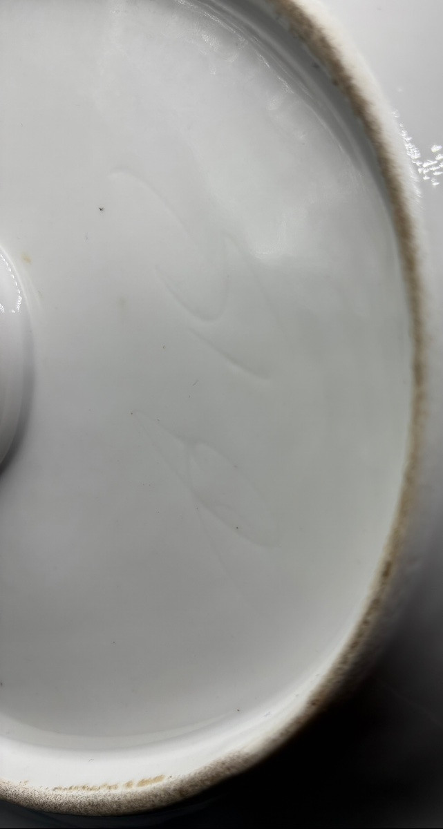 TRÈS GRAND PLAT DÉCORATIF EN PORCELAINE ÉMAILLÉE DORÉE ET PEINTE DU XIXEME EN VIEUX PARIS -photo-4