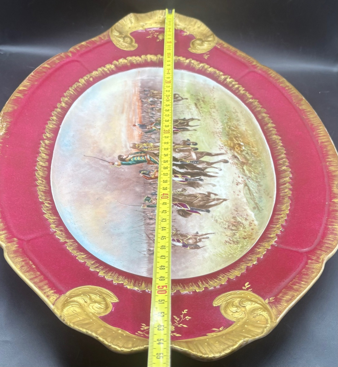 TRÈS GRAND PLAT DÉCORATIF EN PORCELAINE ÉMAILLÉE DORÉE ET PEINTE DU XIXEME EN VIEUX PARIS -photo-5