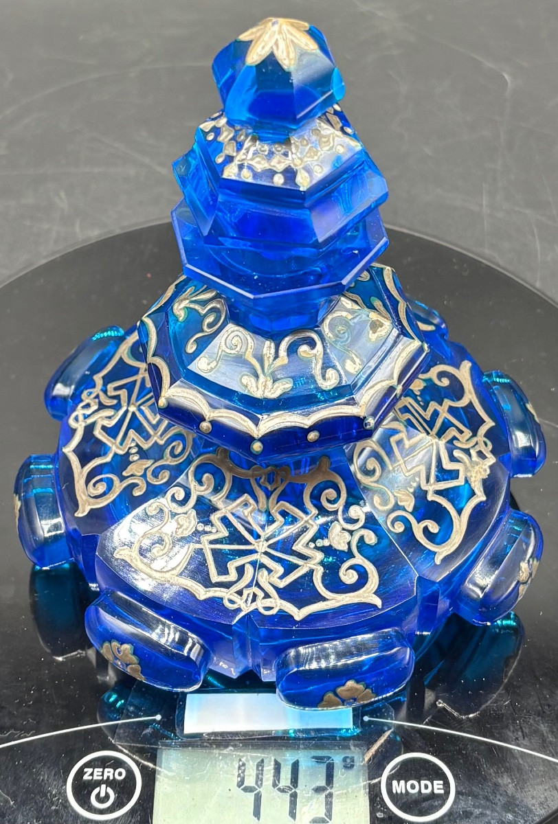 FLACON A PARFUM CHARLES X EN CRISTAL SOUFFLÉ MOULÉ TAILLÉ ET ÉMAILLÉ À L’ARGENT SAINT LOUIS -photo-8