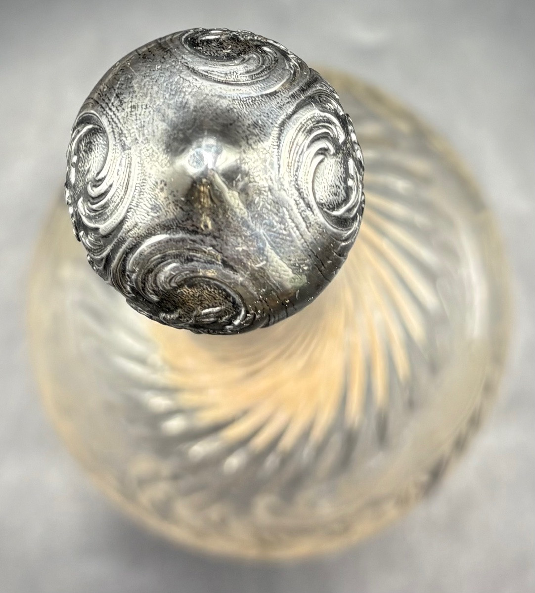 Ancien Saupoudreur Et Confiturier En Argent Et Cristal Soufflé Gravé, XIXème
