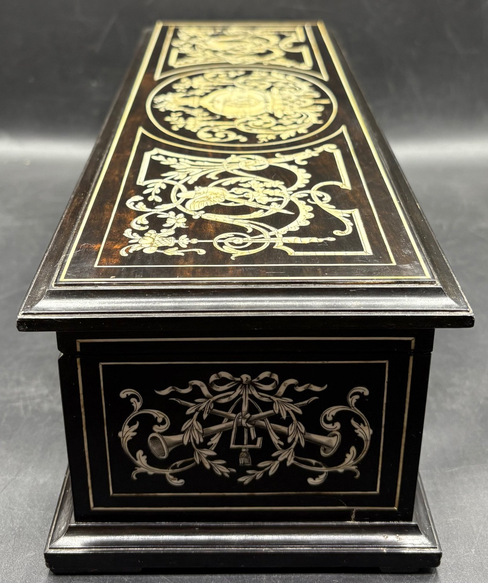 BOÎTE A GANTS EN ÉBÈNE MARQUETÉ D’IVOIRE FIN XIXème TAHAN-photo-4