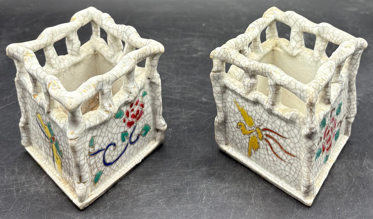 A Pair Of Small Japanese 1920s Enameled Ceramic Planters-photo-2