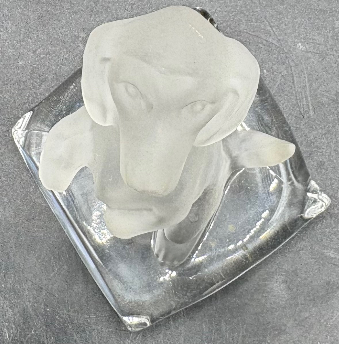 SUJET EN CRISTAL SOUFFLÉ MOULÉ SABLÉ PAR GOEBEL DES ANNÉES 1960/70  ALLEMAGNE -photo-2