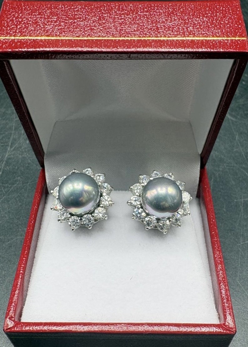PAIRE DE BOUCLES D’OREILLES ARGENT MASSIF PERLE DE CULTURE ET OXYDES DE ZIRCONIUM DE TAHITI
