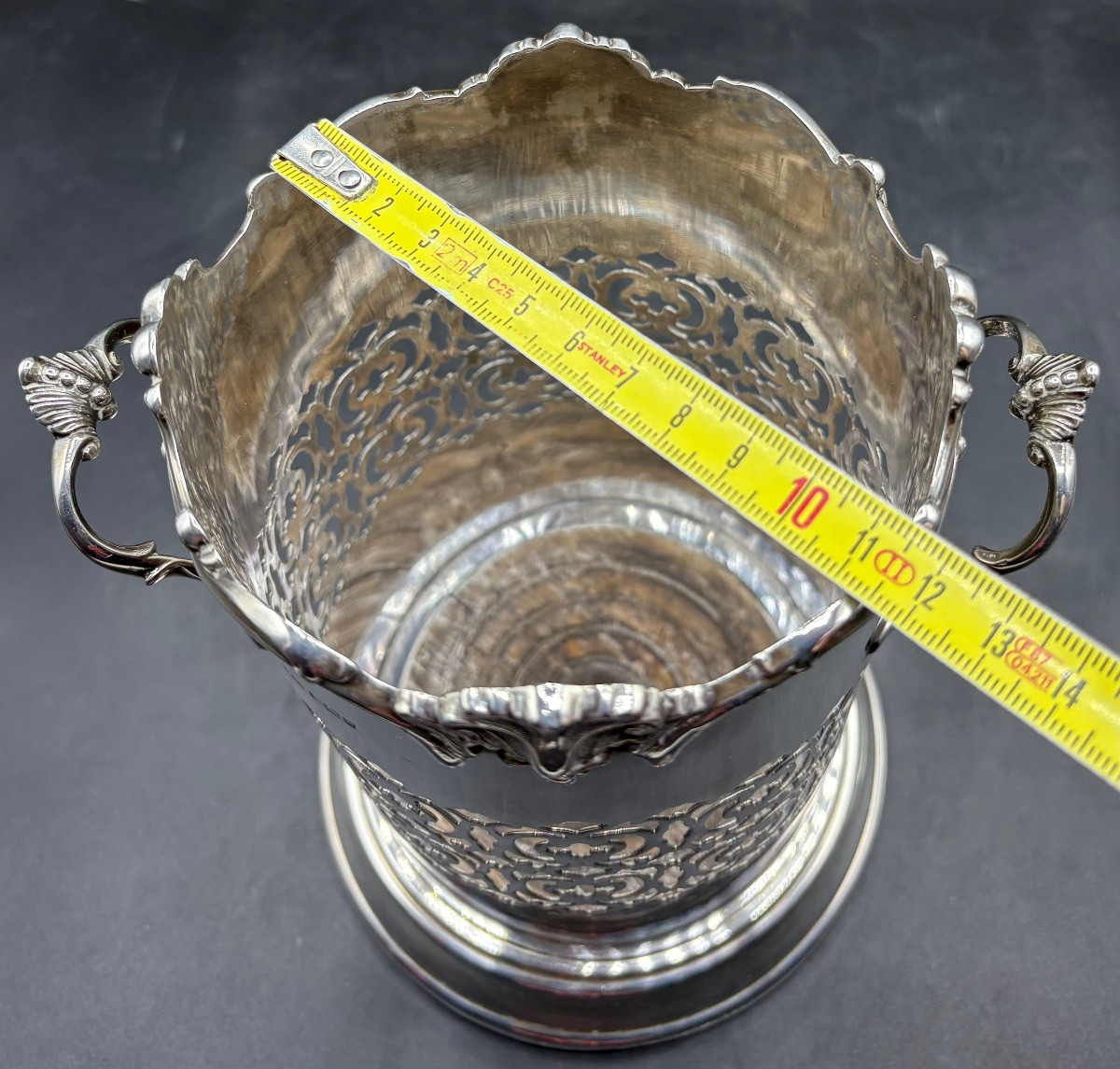 Solid Silver Bottle Bucket From The 1940s By James Dixon In Sheffield -photo-5