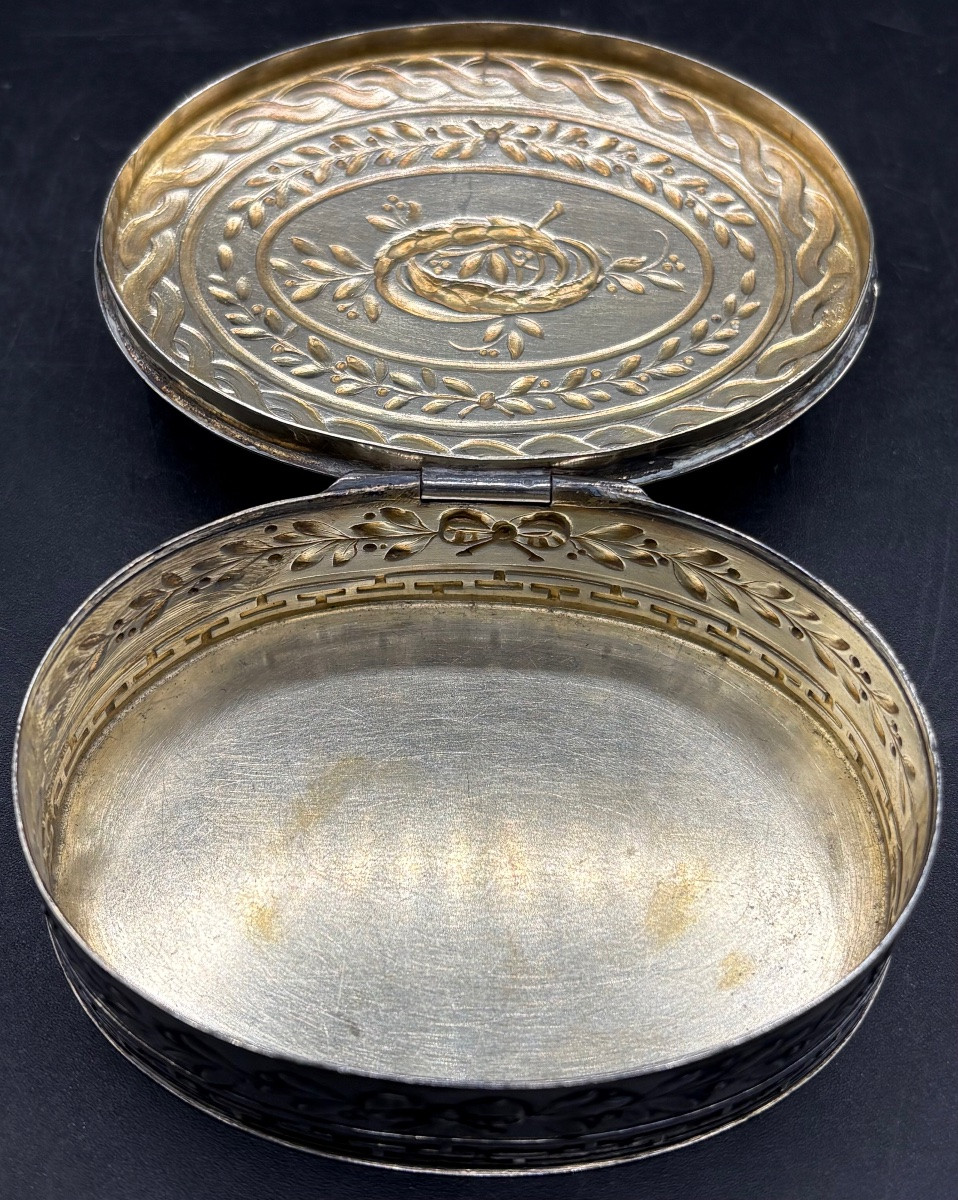 Solid Silver Candy Box From The 1900s, Dutch -photo-3