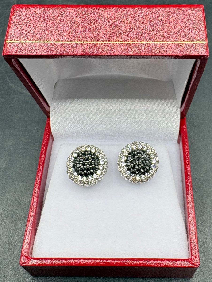 A Pair Of Solid Silver Earrings From The 1980s, French, By Société Mb