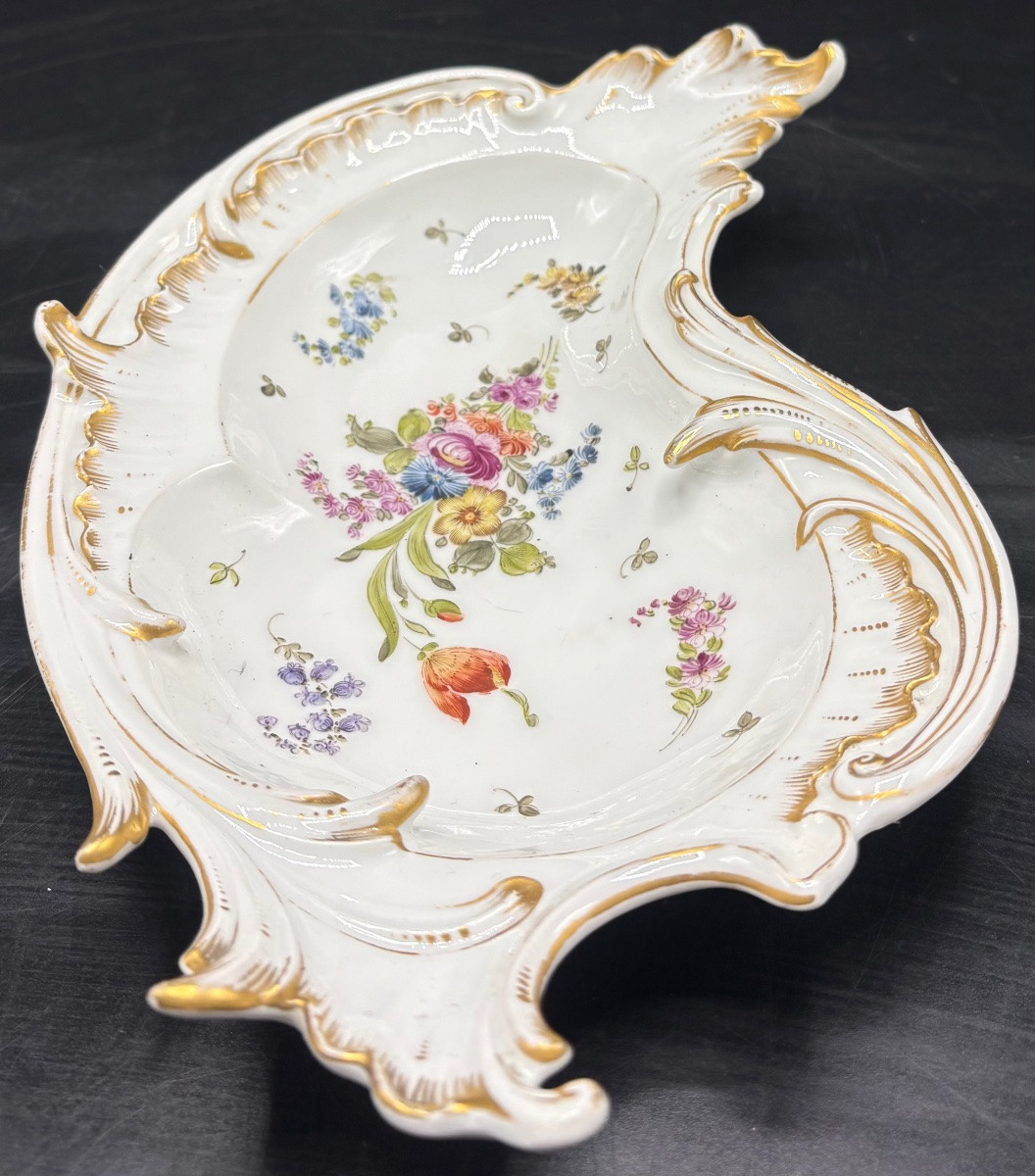 1900s Saxony Gold-painted Enameled Porcelain Pocket Bowl-photo-2