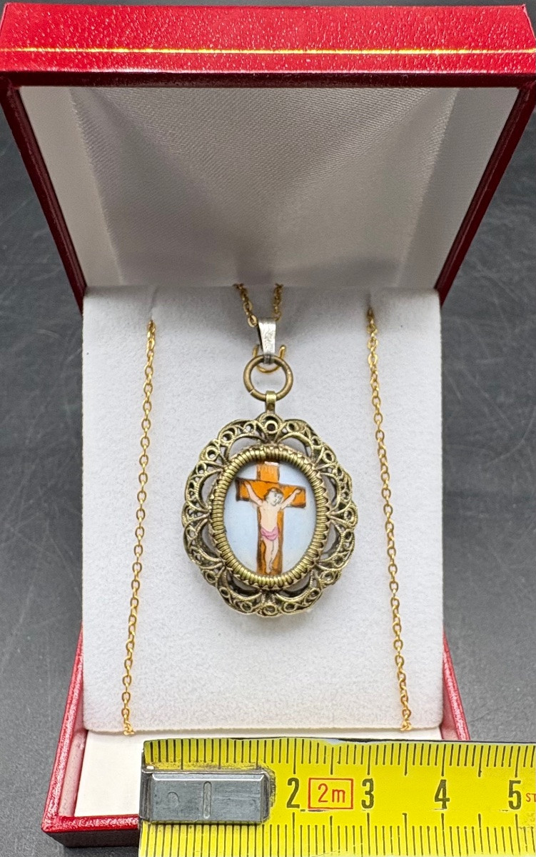 Brass And Enameled Porcelain Pendant From The European 1900s-photo-5