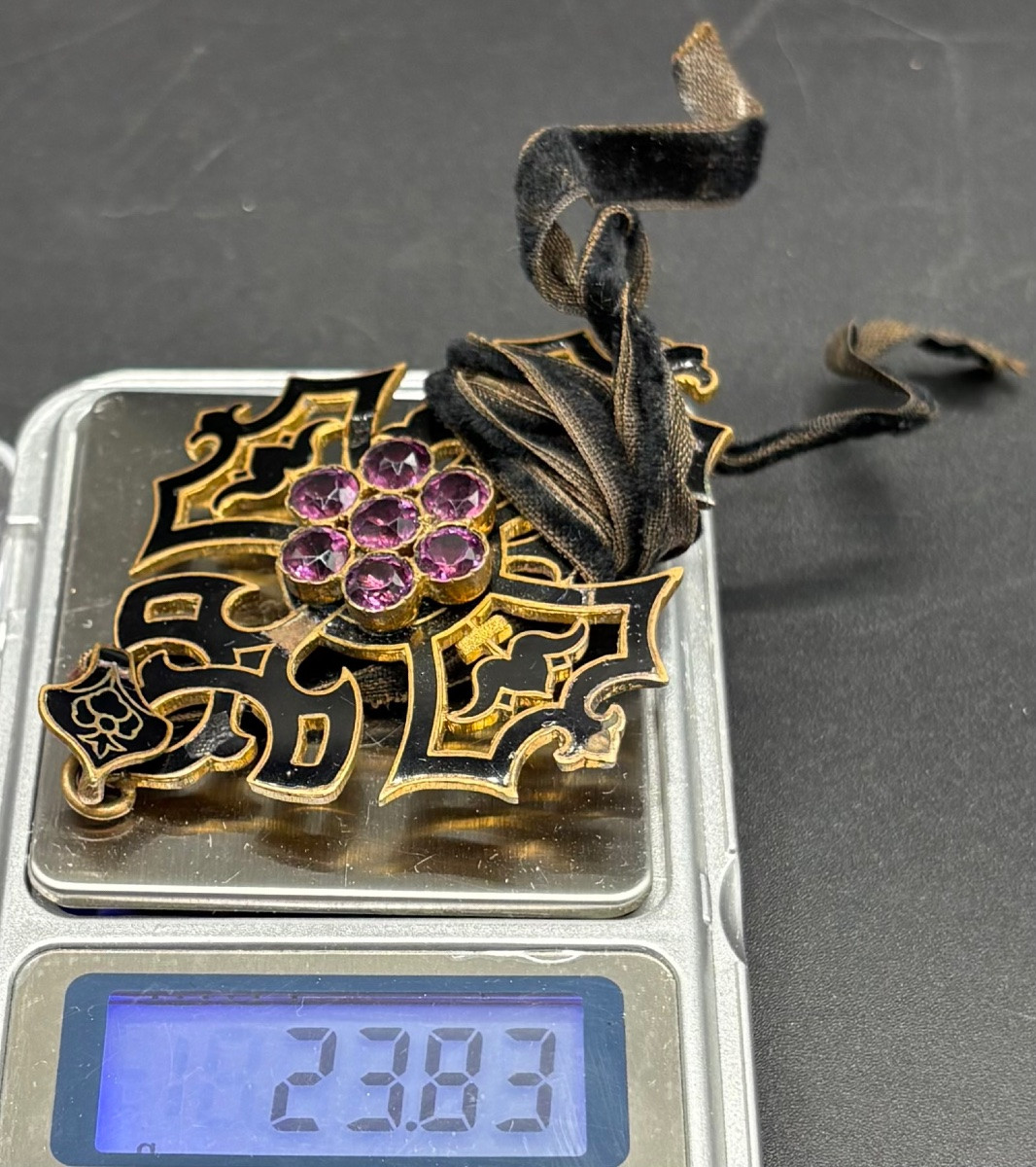 UNE CROIX EN LAITON DORÉ ÉMAIL ET AMÉTHYSTES FIN XIXÈME  FRANÇAISE-photo-5