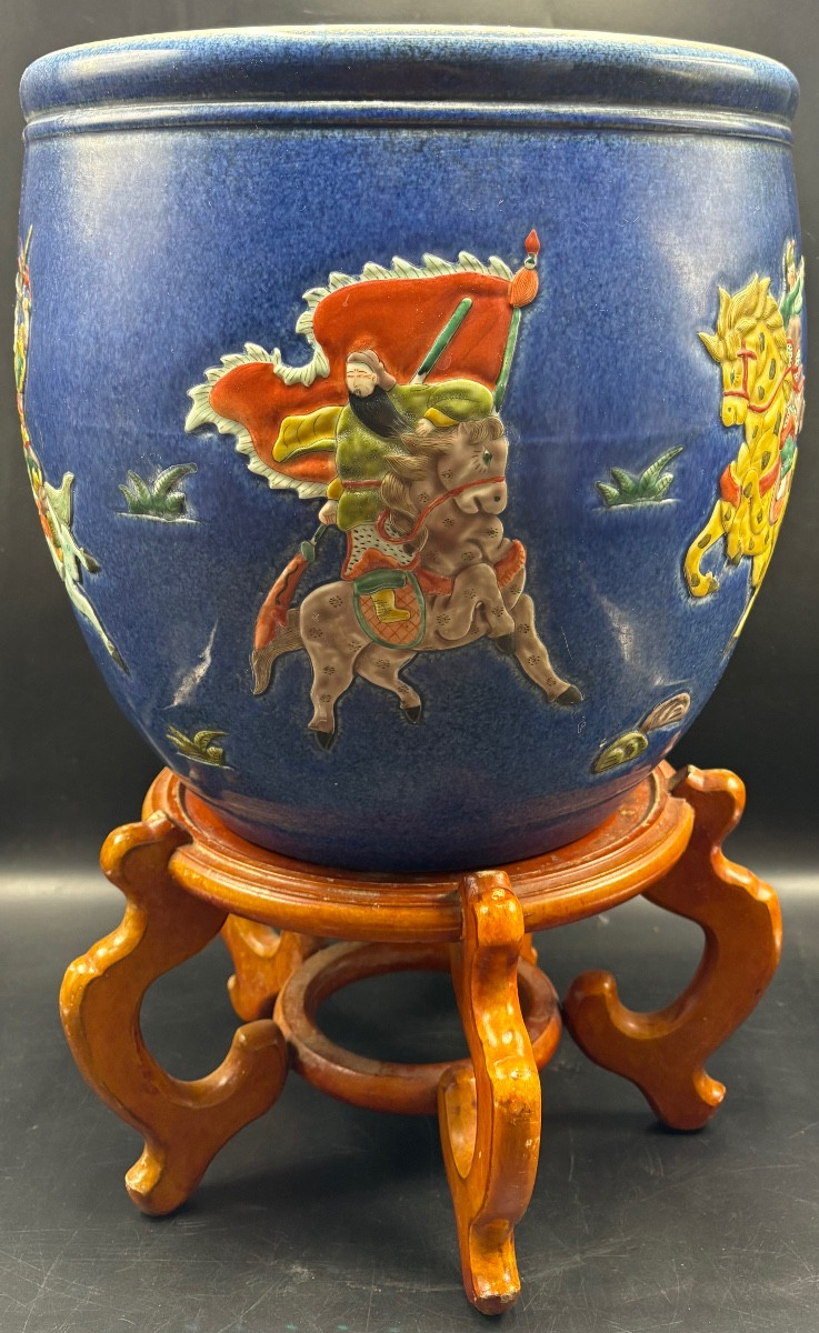 GROS CACHE POT EN PORCELAINE ÉMAILLÉE PEINT DES ANNÉES 1920/30 CANTON - CHINE